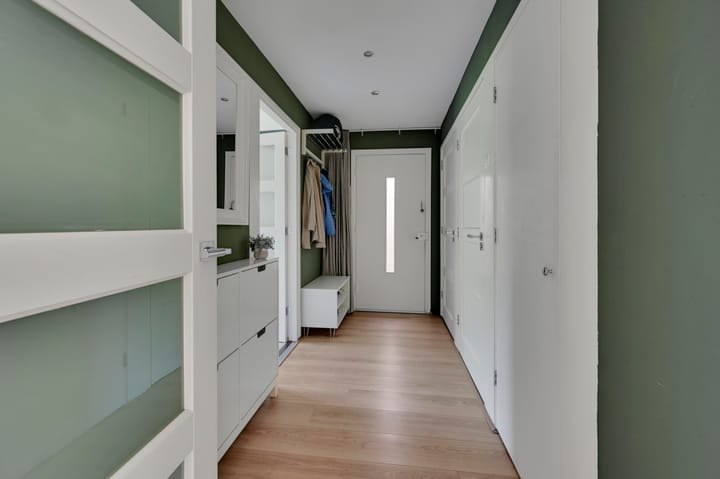 Appartement te koop: van Leeuwenstraat 110, Voorburg