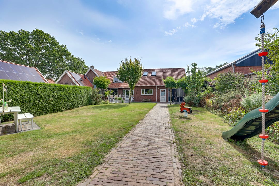 Foto 41 van Bornsestraat 48-A