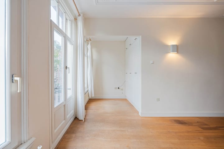 Photo 4 of Cornelis Anthoniszstraat 77-1