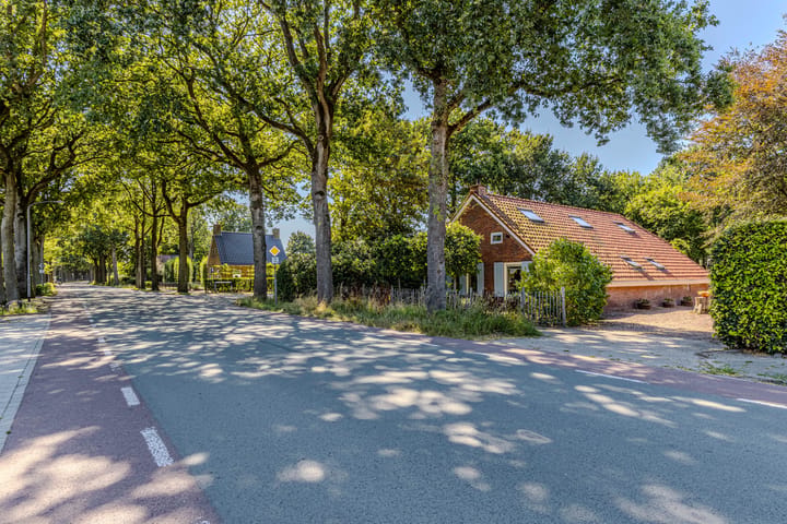 Foto 2 van Hoofdweg 11