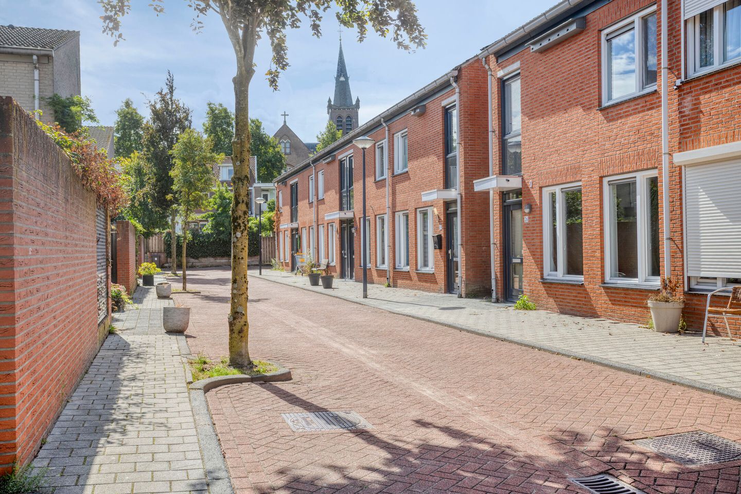 Photo 25 of Johan Frisostraat 15