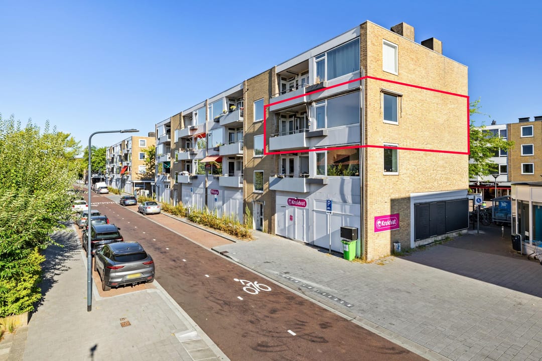 Photo 1 of Robijnstraat 19-A