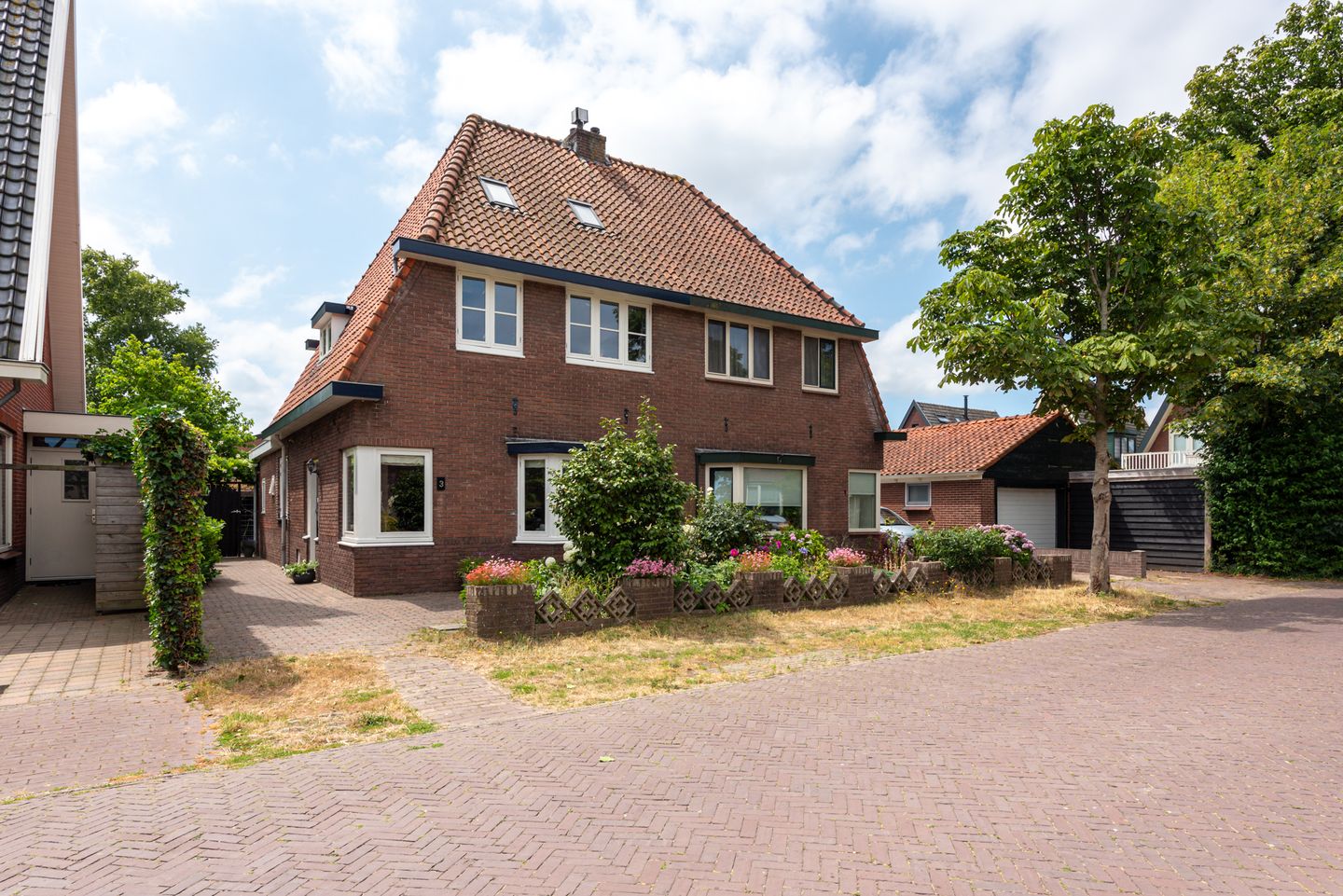 Photo 64 of Groenelaan 3
