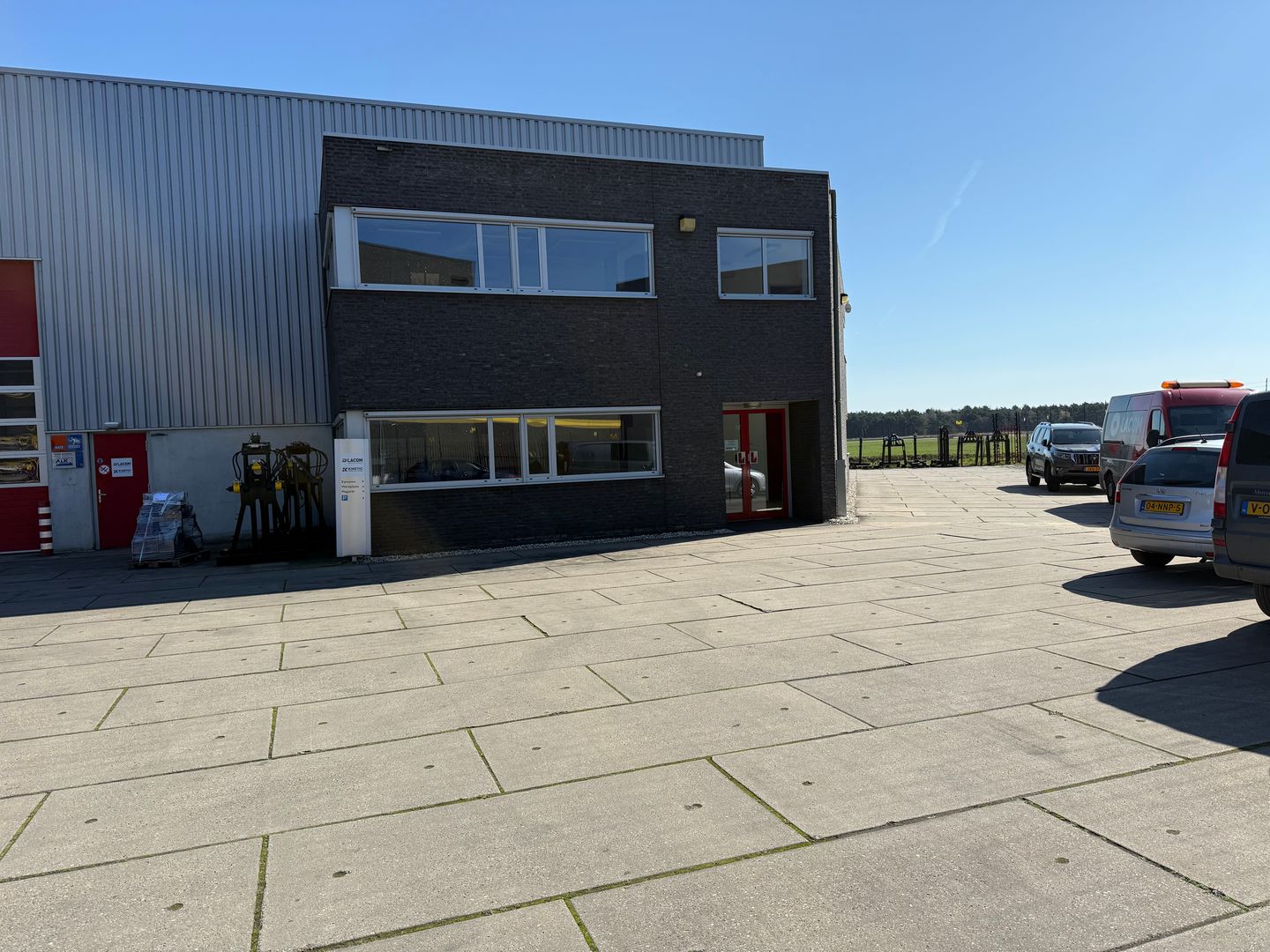 View photo 2 of Geuzendijk 76