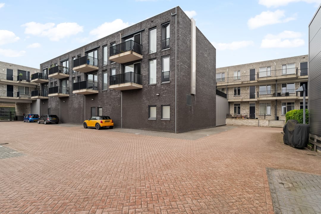Photo 32 of Kerkstraat 9