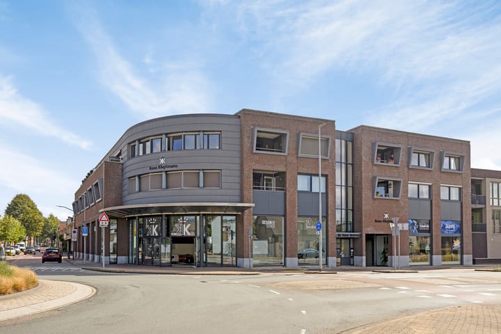 Photo 2 of Pastoor van Beugenstraat 49