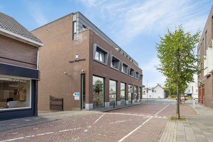 Photo 3 of Pastoor van Beugenstraat 49
