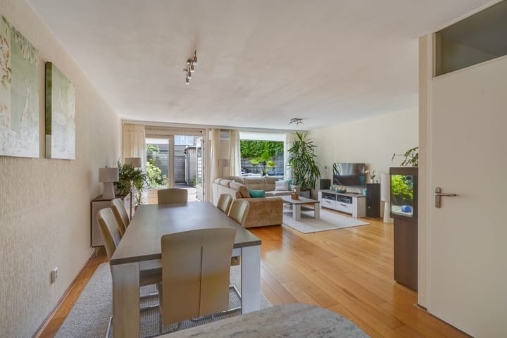 Photo 2 of Zeewindelaan 90