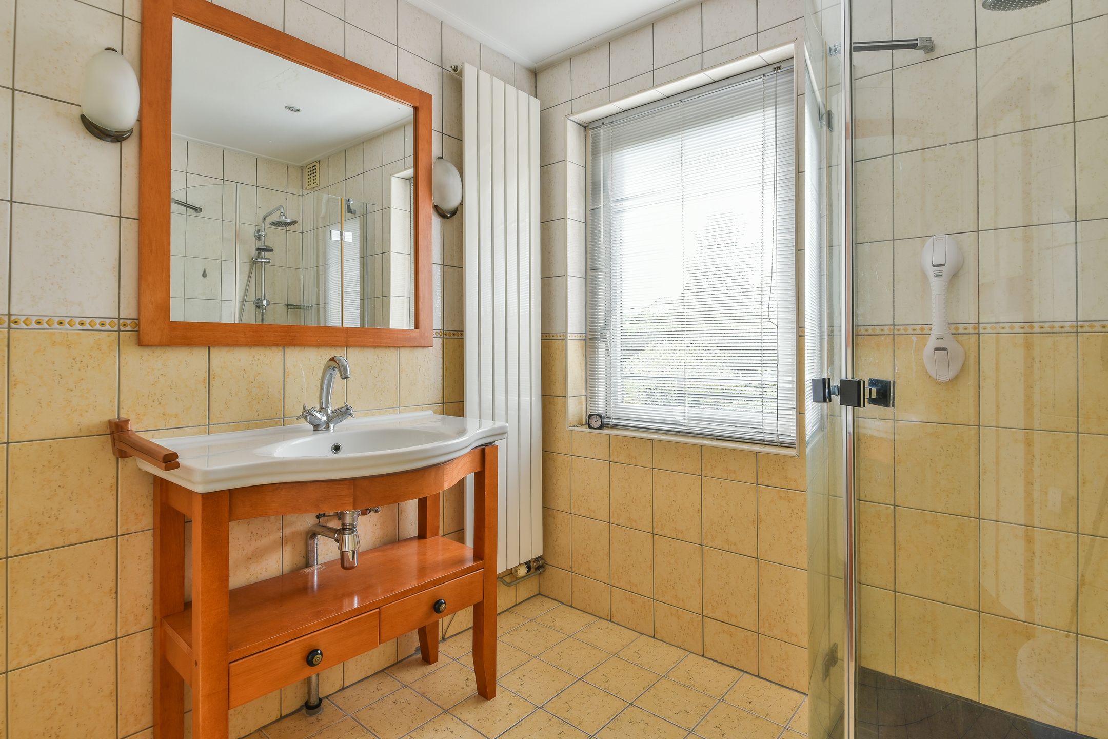 Photo 24 of Van Ostadelaan 38