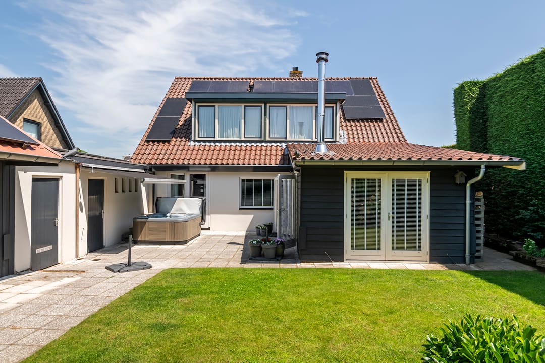 Photo 8 of Maximiliaan van Egmondstraat 10