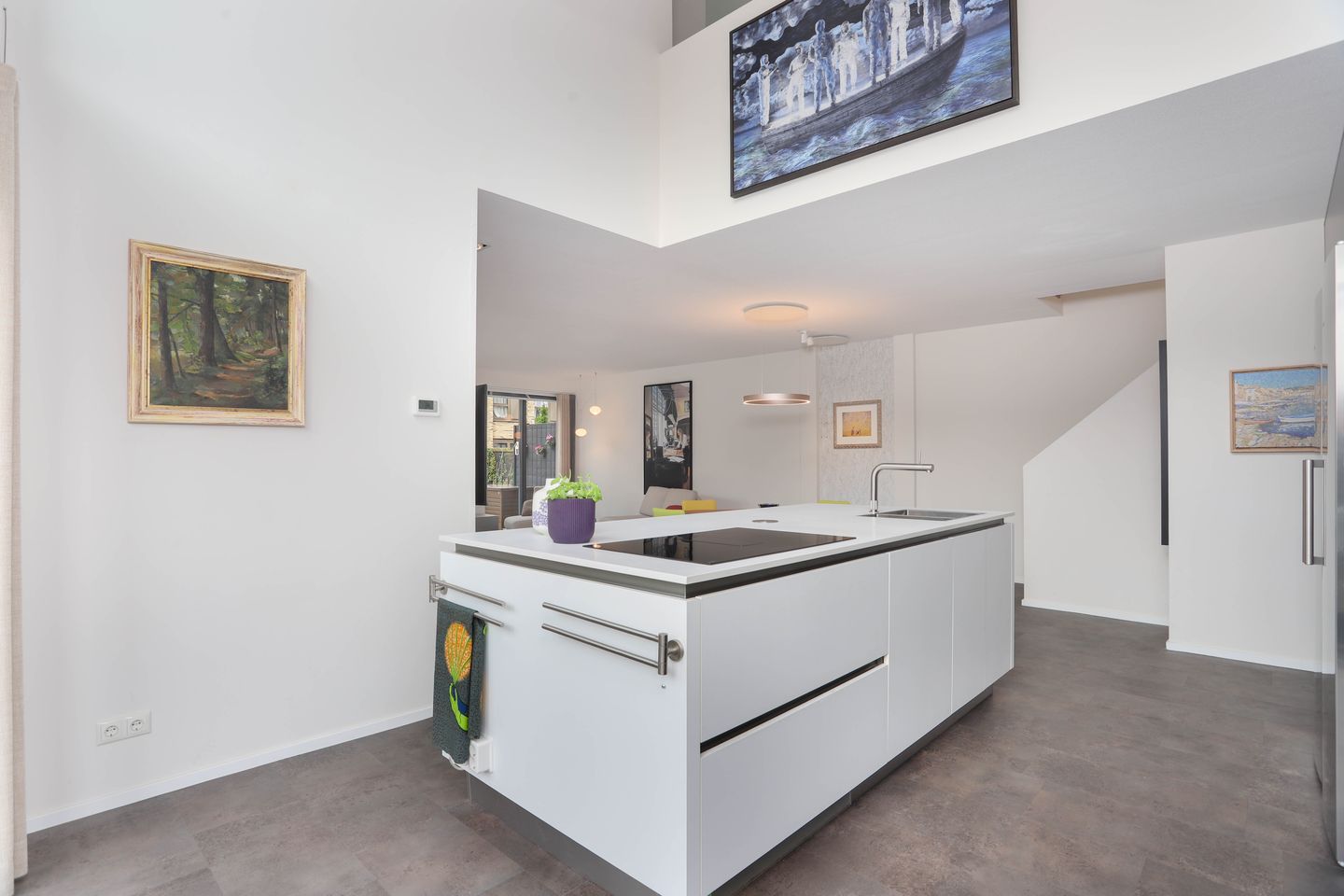 Photo 14 of Edmond Audranstraat 249