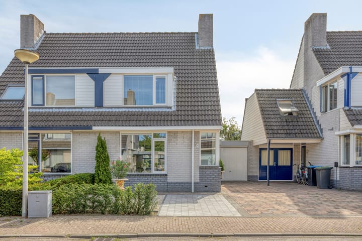 Foto 4 van Arnold van Lieropstraat 48