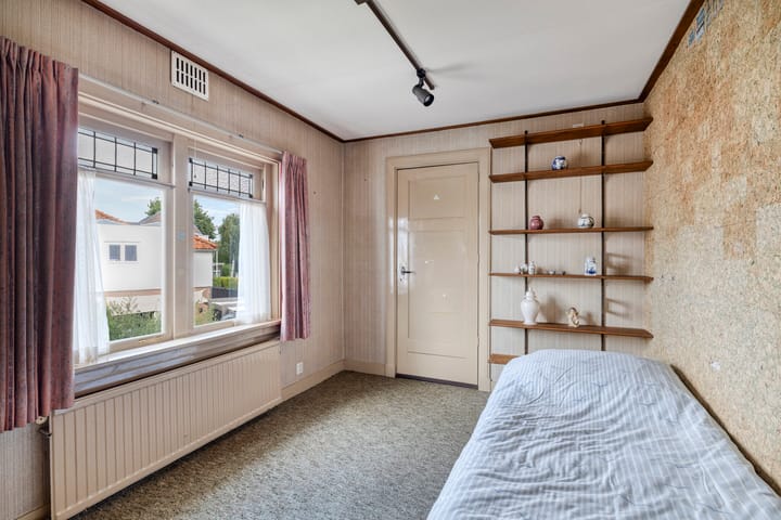 Twee-onder-één-kap te koop: Singel 103, Woerden