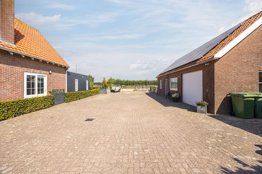 Foto 46 van Volkerakweg 2-A