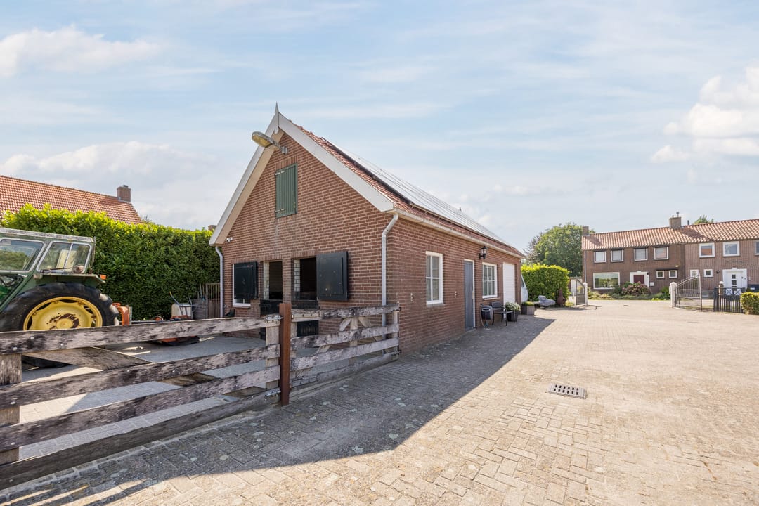 Foto 53 van Volkerakweg 2-A