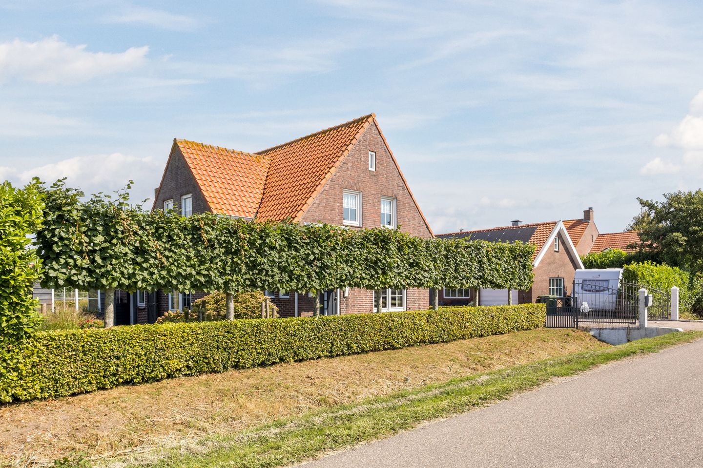 Foto 4 van Volkerakweg 2-A