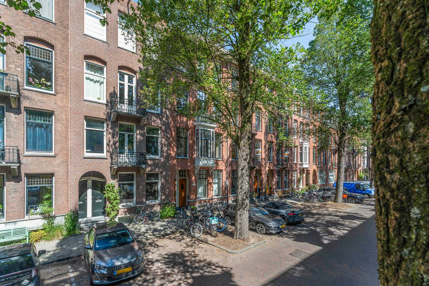 Photo 5 of Johannes Verhulststraat 142-1
