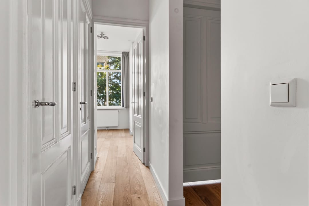 Photo 17 of Johannes Verhulststraat 142-1