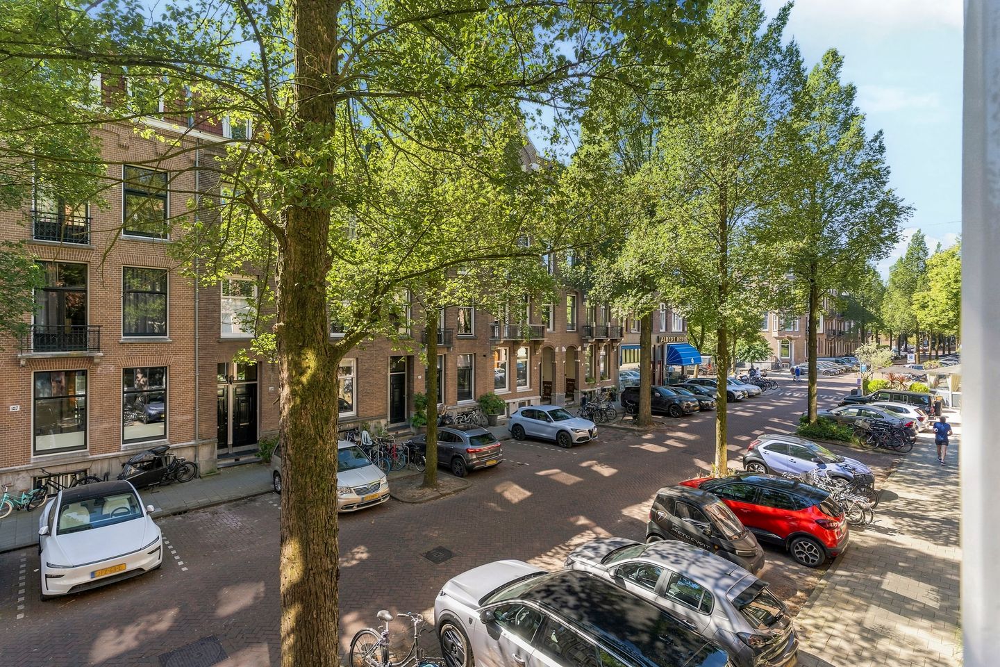 Photo 34 of Johannes Verhulststraat 142-1