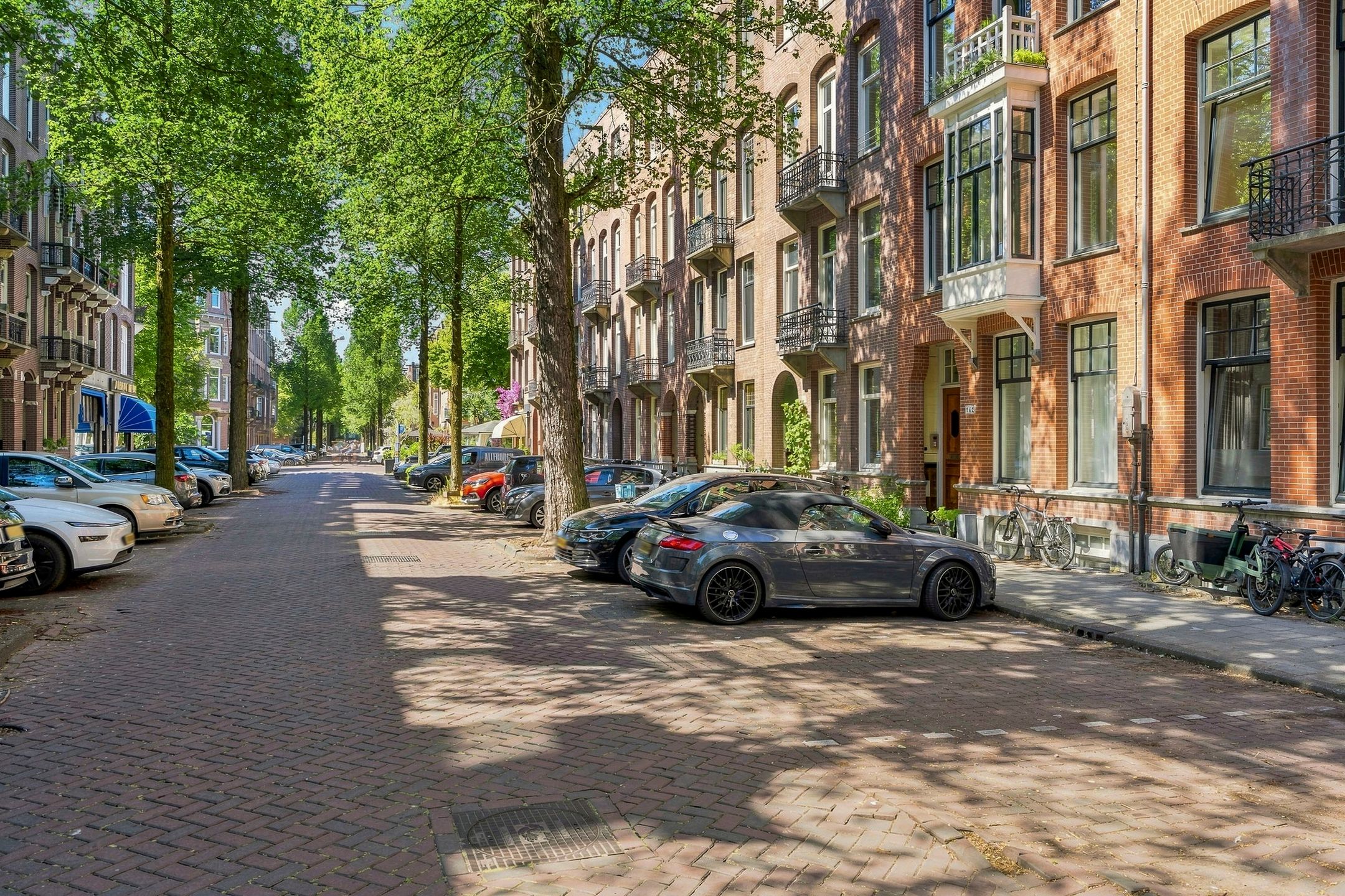 Photo 36 of Johannes Verhulststraat 142-1