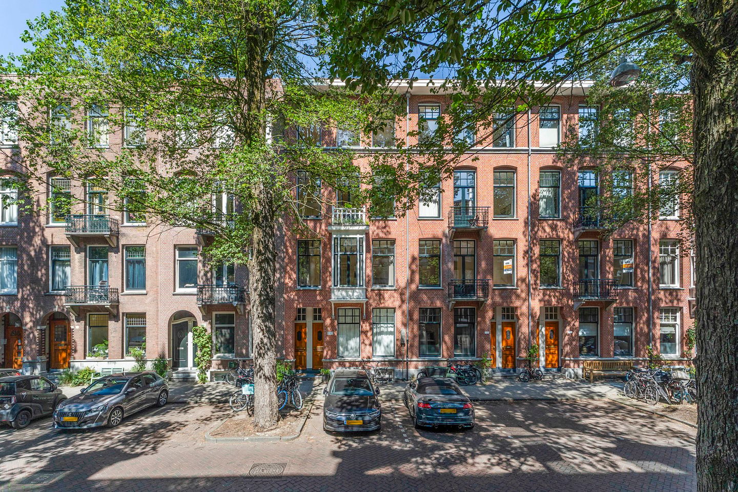 Photo 35 of Johannes Verhulststraat 142-1