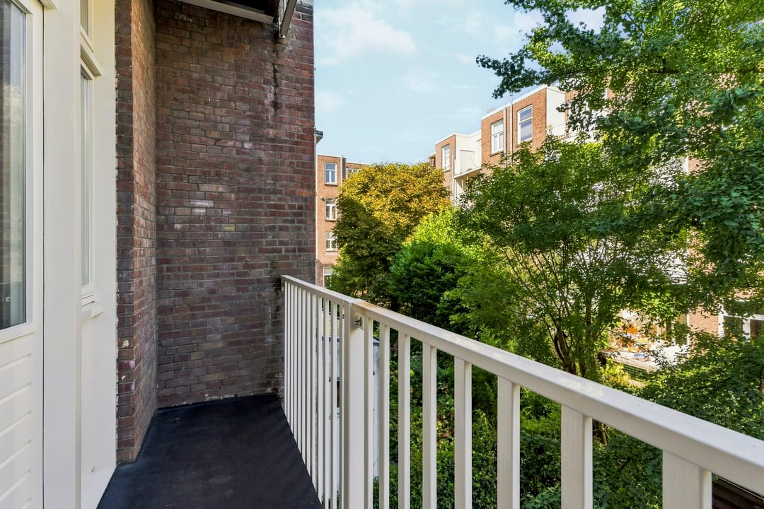 Photo 23 of Johannes Verhulststraat 142-1