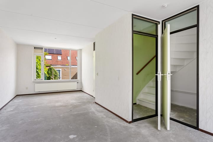 Tussenwoning te koop: Rosmolenstraat 33, Almere