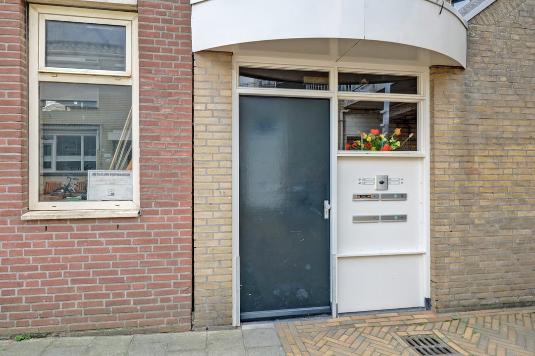 Photo 8 of Tramstraat 22