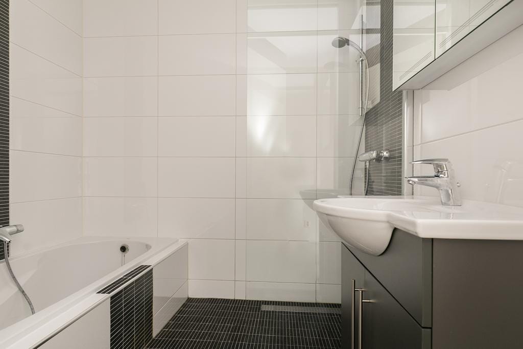 Photo 9 of Avenue Carré 43