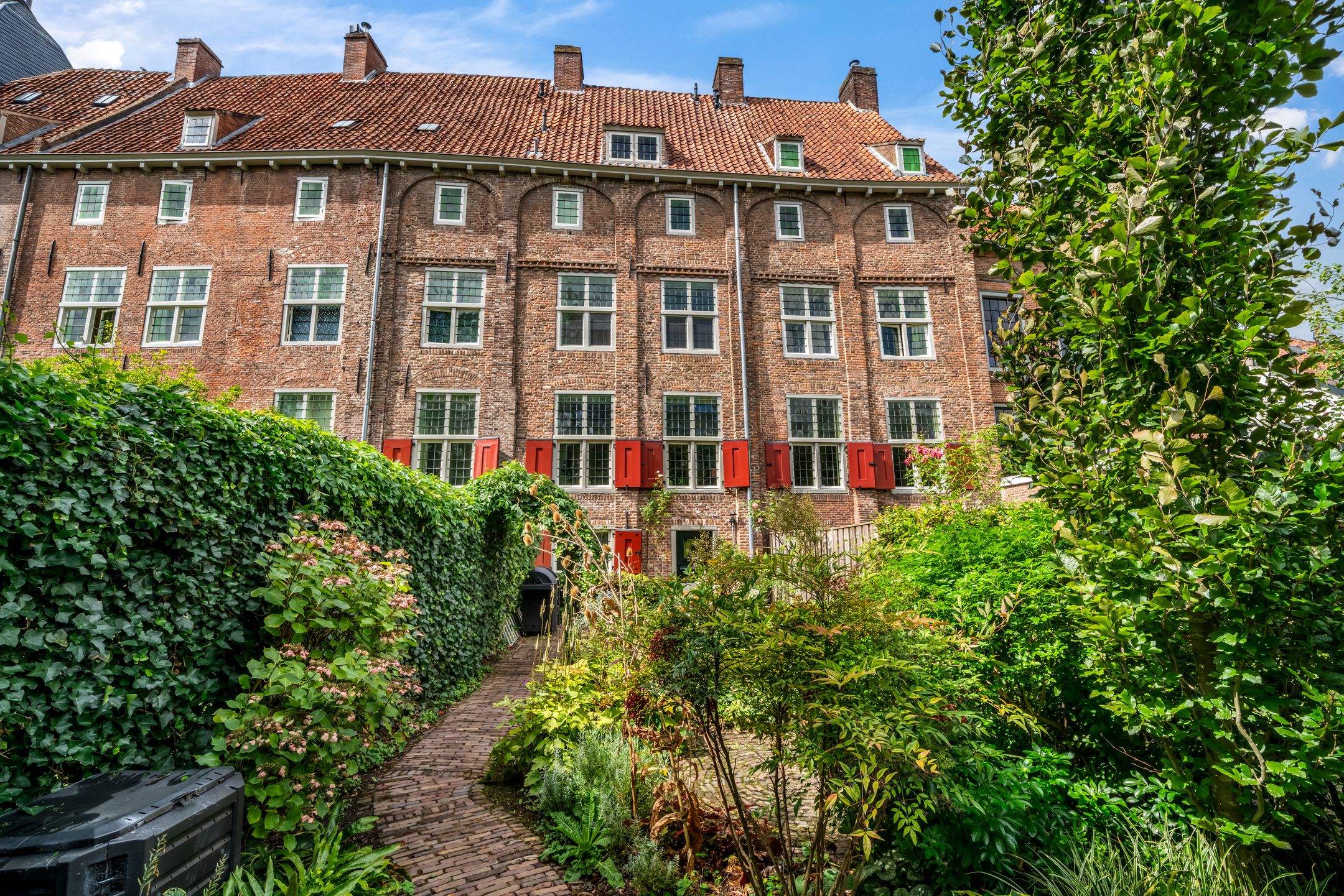 Photo 21 of Muurhuizen 105