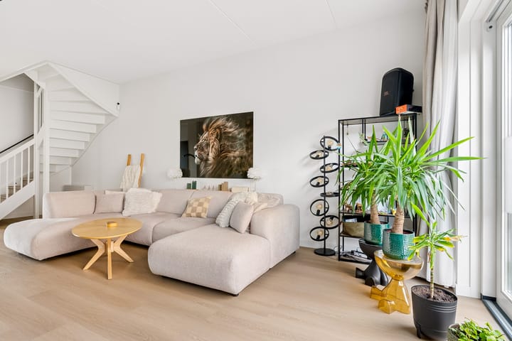 Hoekwoning te koop: Ruslandkade 34, Almere