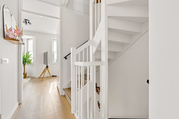 Hoekwoning te koop: Ruslandkade 34, Almere