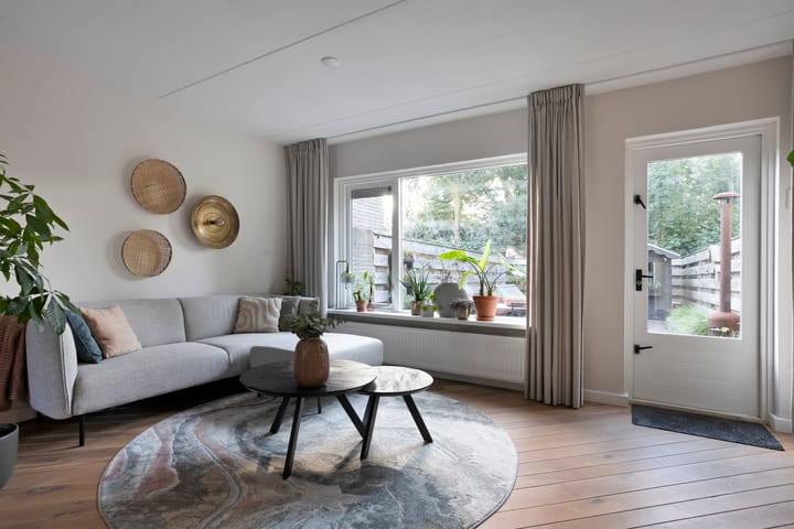 Tussenwoning te koop: Schoonstersland 41, Staphorst