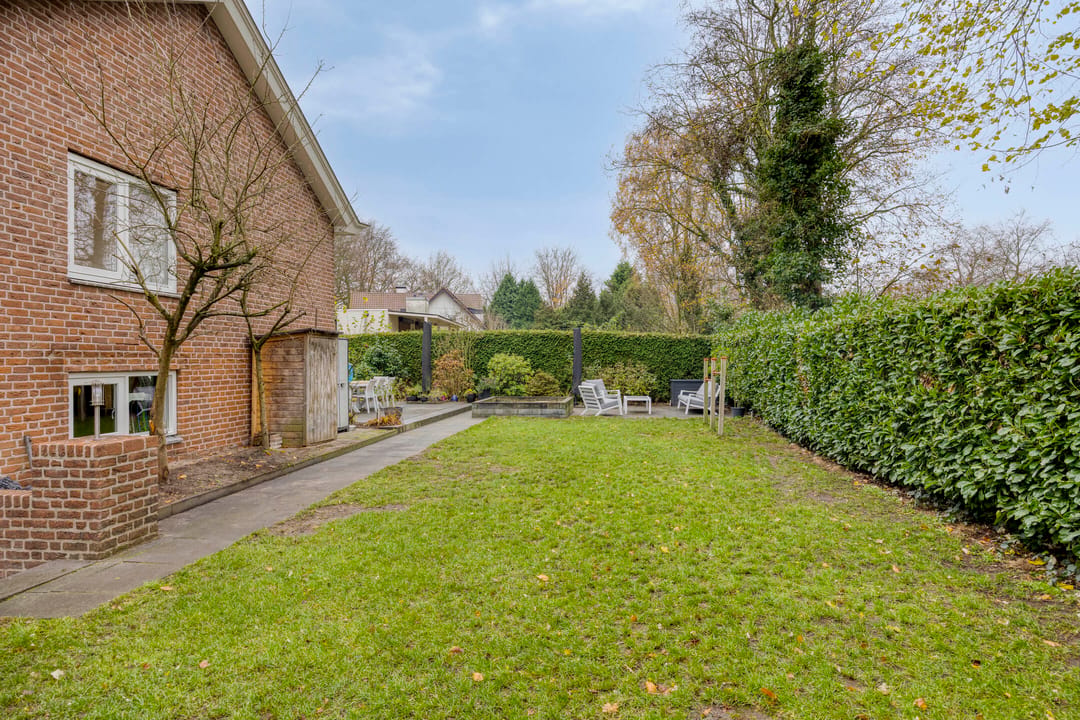 Photo 61 of Heilige Stoel 6705