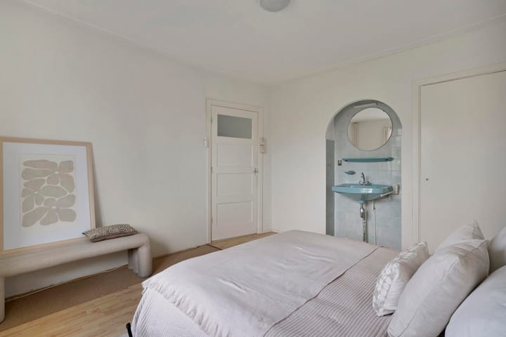 Tussenwoning te koop: Molenweg 266, Zwolle