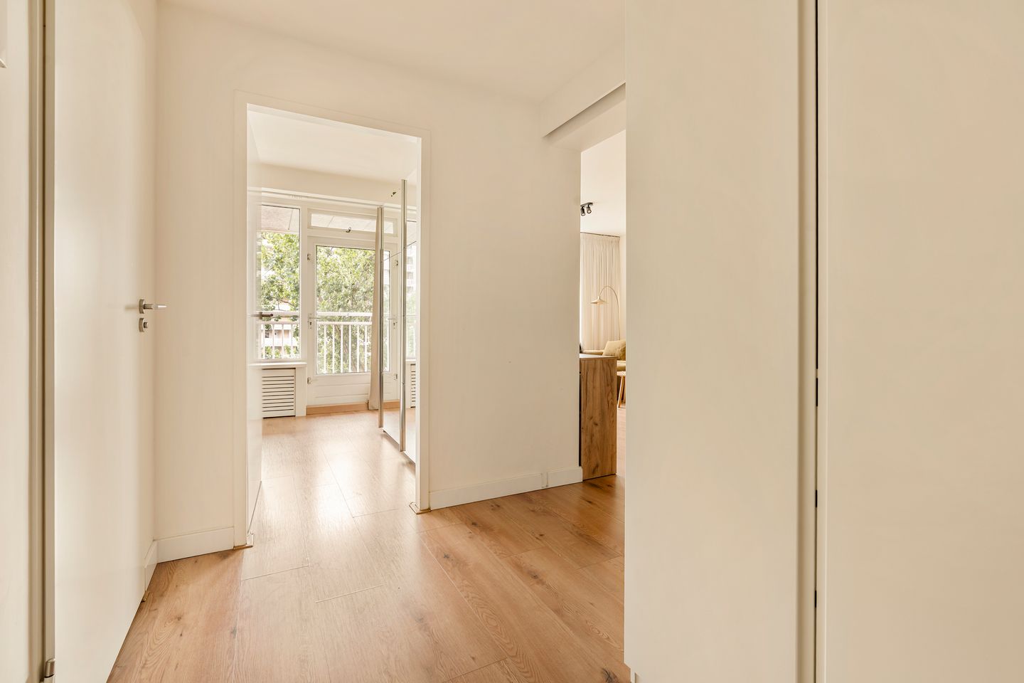 Photo 14 of Arent Janszoon Ernststraat 95