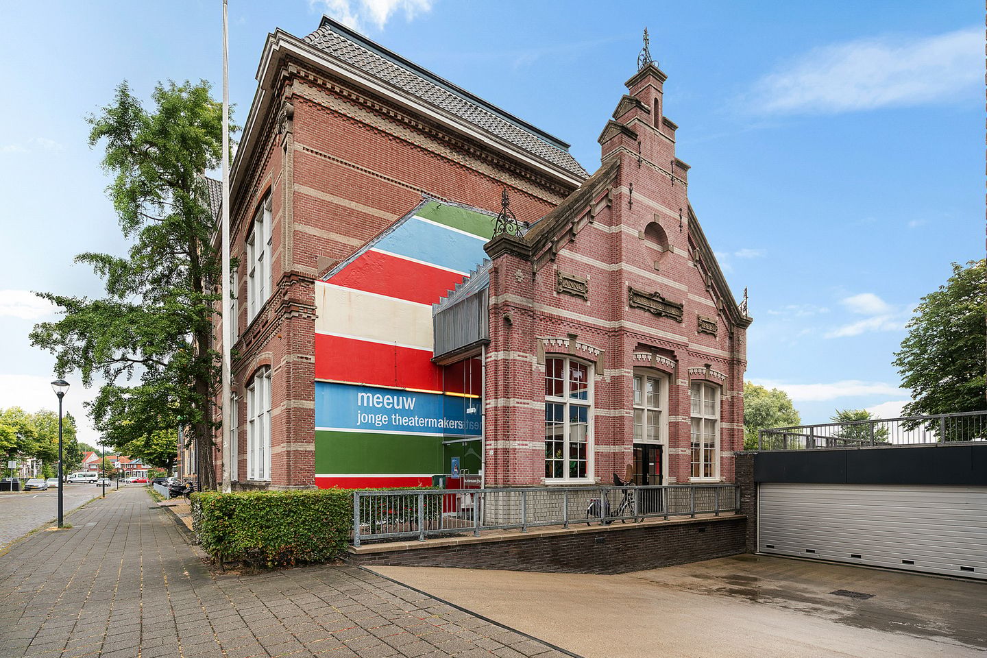 View photo 2 of Oostersingel 70-b