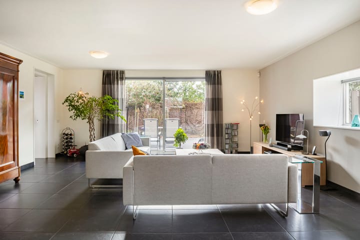 Twee-onder-één-kap te koop: Koenestraat 40, Veenendaal