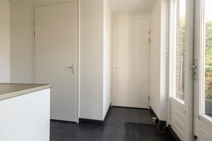 Twee-onder-één-kap te koop: Koenestraat 40, Veenendaal
