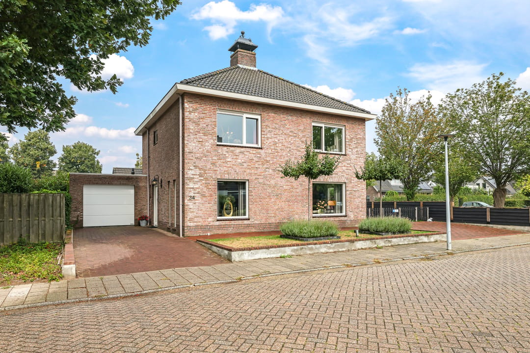 Foto 1 van Goudreinet 34