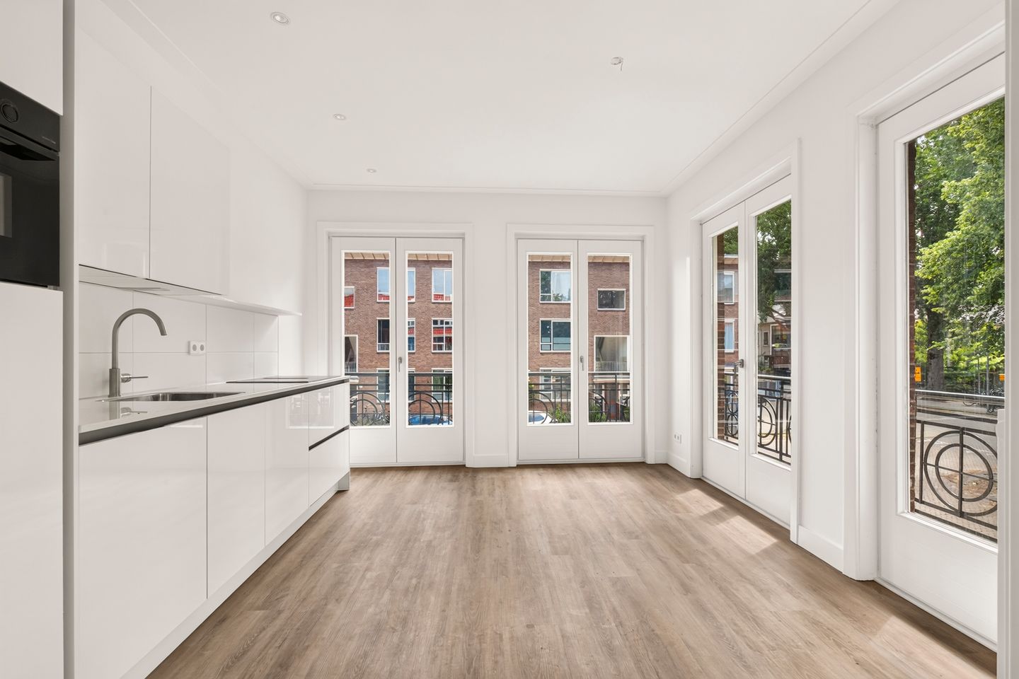 Foto 4 van Johannes van der Waalsstraat 53-1