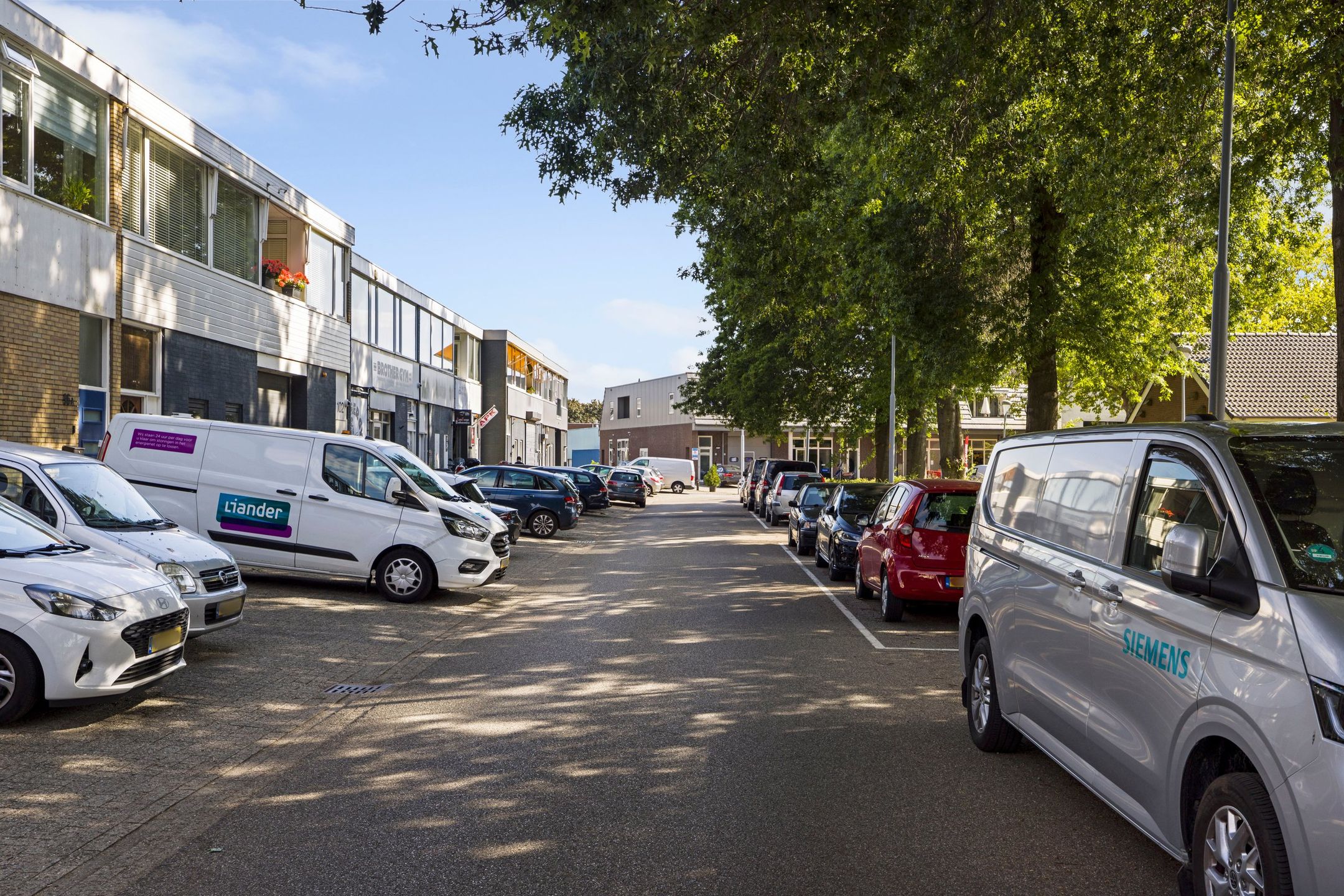 Photo 18 of Jan van Gentstraat 92-A