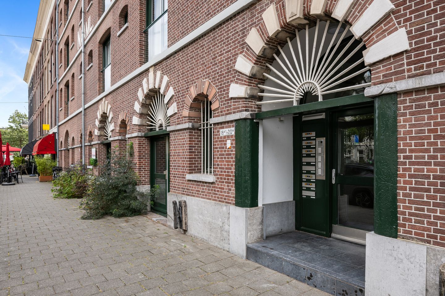 Foto 35 van Calandstraat 20-C