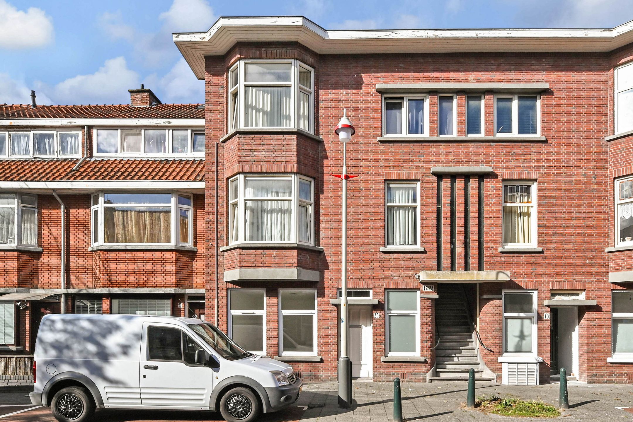 De Bullstraat 25 