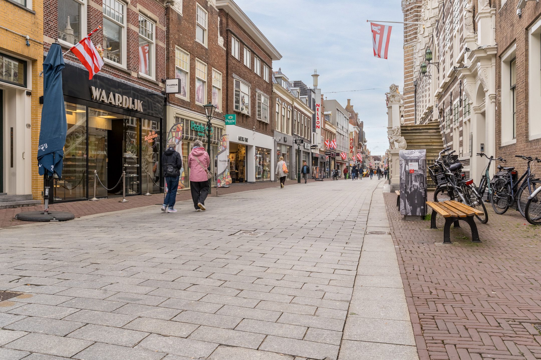 Photo 39 of Sint Laurensstraat 7-H