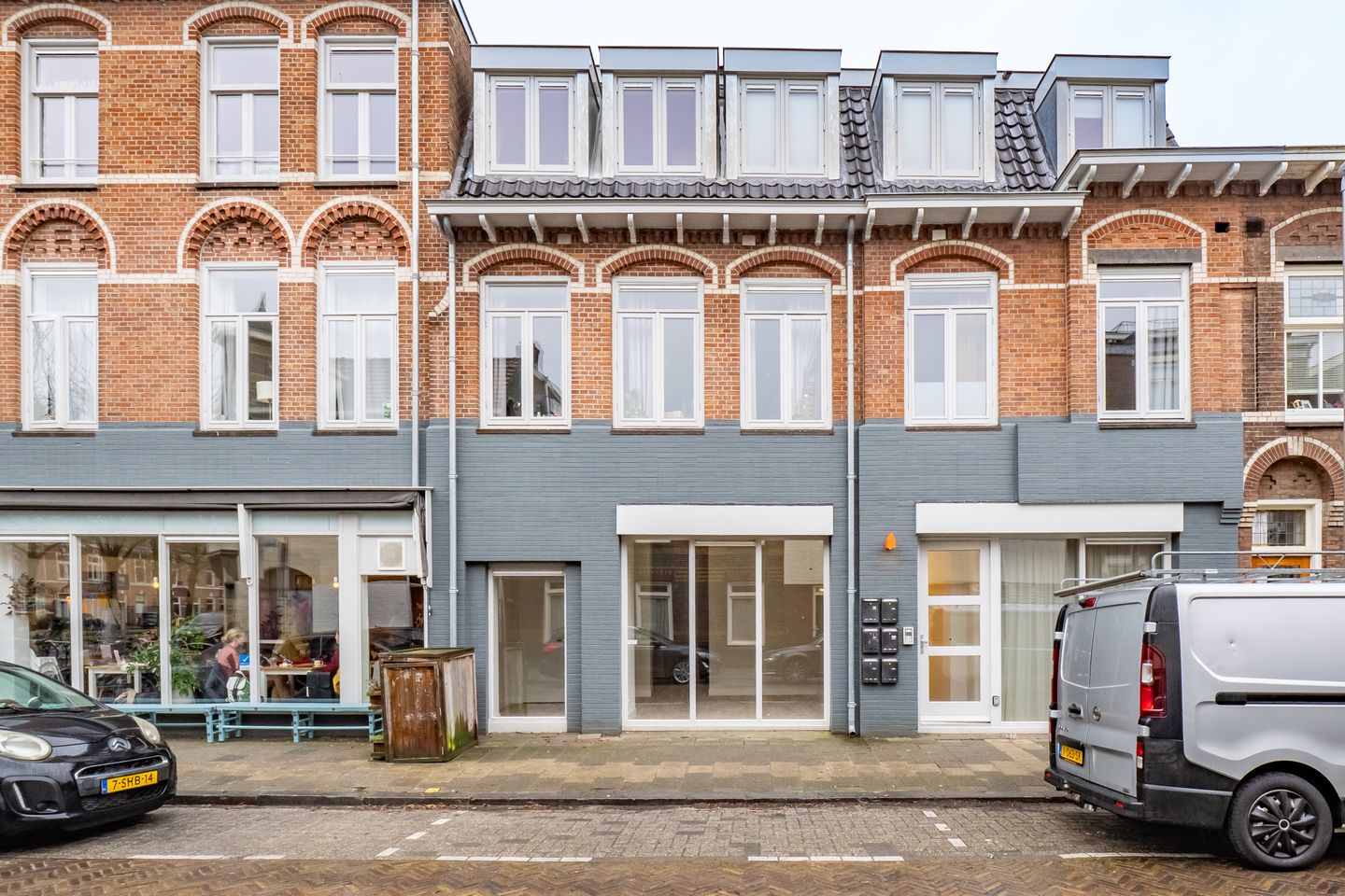 Foto 1 van Douwes Dekkerstraat 2-A
