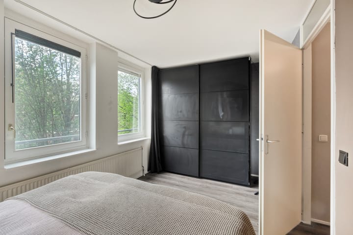 Appartement te koop: Tweede Leliedwarsstraat 24, Amsterdam