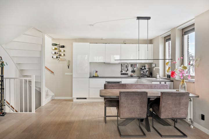 Appartement te koop: Tweede Leliedwarsstraat 24, Amsterdam