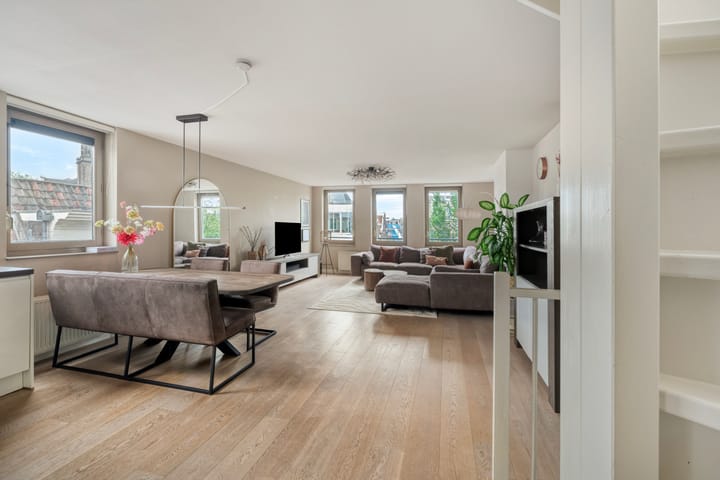 Appartement te koop: Tweede Leliedwarsstraat 24, Amsterdam