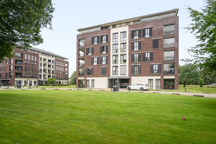 Foto 4 van Stadshagen 121